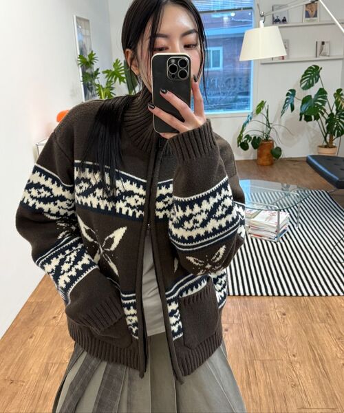 PORTERNA(ポルテナ)の「COWICHAN ZIP-UP CARDIGAN JACKET-BROWN(カーディガン/ボレロ・レディース・その他・OS)」の21枚目の写真