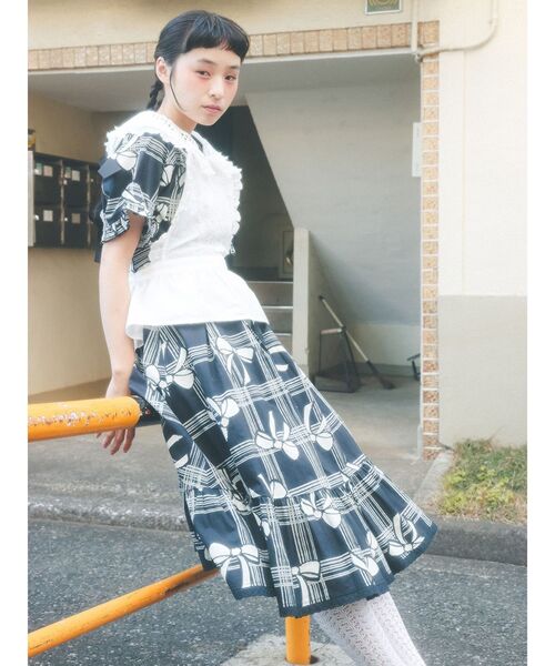 merry jenny（メリージェニー）の「レースアップリケビスチェ（シャツ/ブラウス・レディース・ブルー/オフホワイト・FREE）」の5枚目の写真