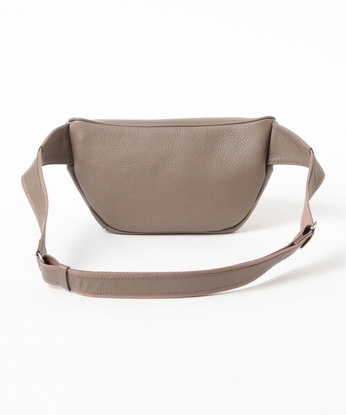 PELLE MORBIDA（ペッレモルビダ）の「PELLE MORBIDA / レザー ウエストバッグ（トートバッグ・メンズ・ブラウン系その他2/ブラック・ONE SIZE）」の6枚目の写真