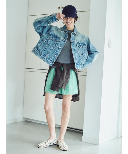 Mila Owen（ミラオーウェン）の「フレアＧジャン（デニムジャケット・レディース・ブルー/ライトブルー/アイボリー・F）」の18枚目の写真