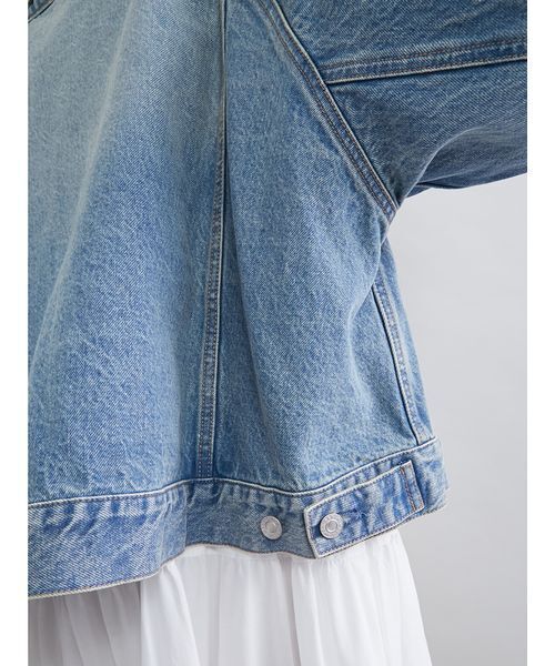 Mila Owen（ミラオーウェン）の「フレアＧジャン（デニムジャケット・レディース・ブルー/ライトブルー/アイボリー・F）」の13枚目の写真