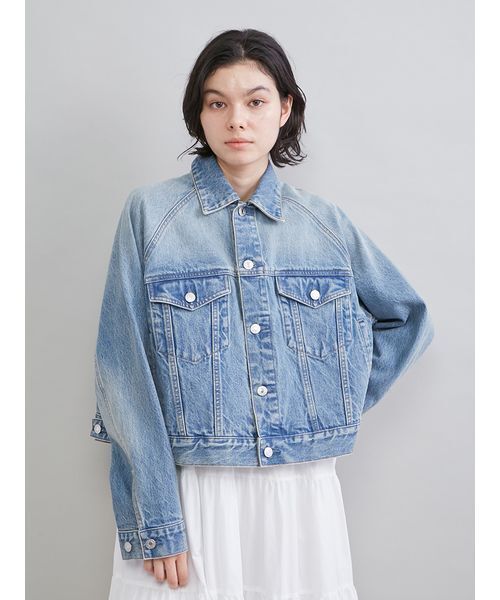 Mila Owen（ミラオーウェン）の「フレアＧジャン（デニムジャケット・レディース・ブルー/ライトブルー/アイボリー・F）」の7枚目の写真