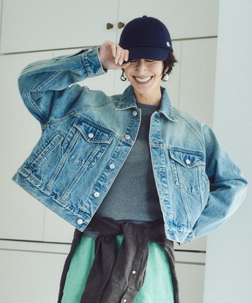 Mila Owen（ミラオーウェン）の「フレアＧジャン（デニムジャケット・レディース・ブルー/ライトブルー/アイボリー・F）」の2枚目の写真