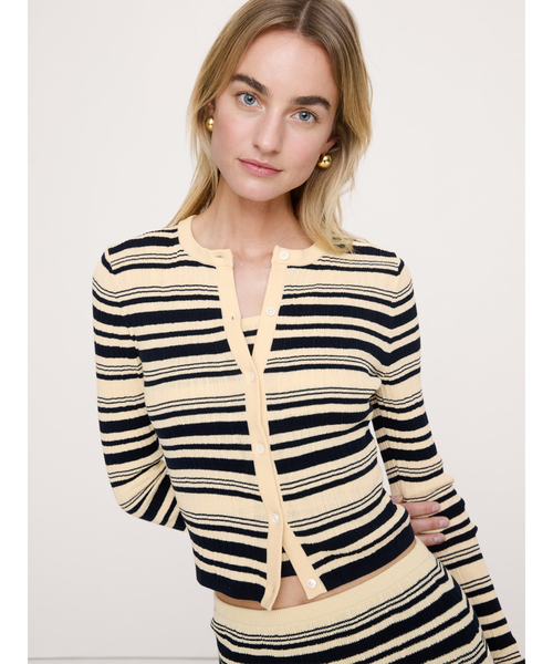 Banana Republic(バナナリパブリック)の「クリンクルニット クロップド カーディガン(カーディガン/ボレロ・レディース・ネイビー/アイボリー/イエロー・XS/S/M/L)」の17枚目の写真