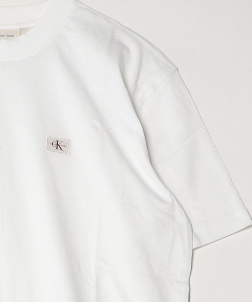 Calvin Klein Jeans(カルヴァンクラインジーンズ)の「Calvin Klein Jeans カルバンクラインジーンズ WOVEN LABEL RELAXED TEE モノグラムCK半袖Tシャツ(Tシャツ/カットソー・メンズ・ブラック/ホワイト・L/M/S)」の1枚目の写真