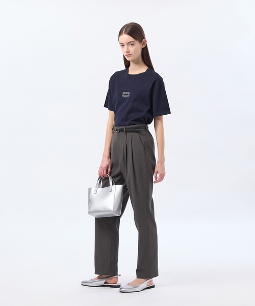 MACKINTOSH PHILOSOPHY（ﾏｯｷﾝﾄｯｼｭ ﾌｨﾛｿﾌｨｰ）の「ライティングロゴTシャツ（Tシャツ/カットソー・レディース・ブラウン系その他4/オフホワイト/ダークネイビー/グリーン系その他・38）」の6枚目の写真