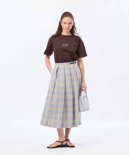 MACKINTOSH PHILOSOPHY（ﾏｯｷﾝﾄｯｼｭ ﾌｨﾛｿﾌｨｰ）の「ライティングロゴTシャツ（Tシャツ/カットソー・レディース・ブラウン系その他4/オフホワイト/ダークネイビー/グリーン系その他・38）」の7枚目の写真