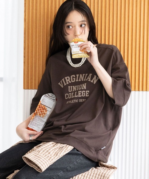 RAGEBLUE(レイジブルー)の「<DISCUS/ディスカス>カレッジBIGTシャツ(Tシャツ/カットソー・レディース・ブルー/ブラウン/ホワイト/イエロー/ラベンダー/ブラック・FREE)」の1枚目の写真