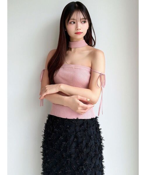 RESEXXY(リゼクシー)の「チョーカーベアニットトップス(ニット/セーター・レディース・グレー/ピンク/ブラック・FREE)」の4枚目の写真