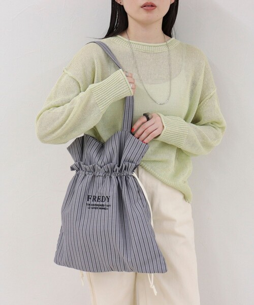 fredy emue（フレディエミュ）の「アウトポケットストライプロゴトートバッグ（トートバッグ・レディース・ブラック系その他/ブラウン系その他/ホワイト系その他/レッド系その他/ブルー系その他/グリーン系その他・FREE）」の2枚目の写真