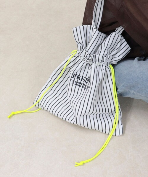 fredy emue（フレディエミュ）の「アウトポケットストライプロゴトートバッグ（トートバッグ・レディース・ブラック系その他/ブラウン系その他/ホワイト系その他/レッド系その他/ブルー系その他/グリーン系その他・FREE）」の8枚目の写真