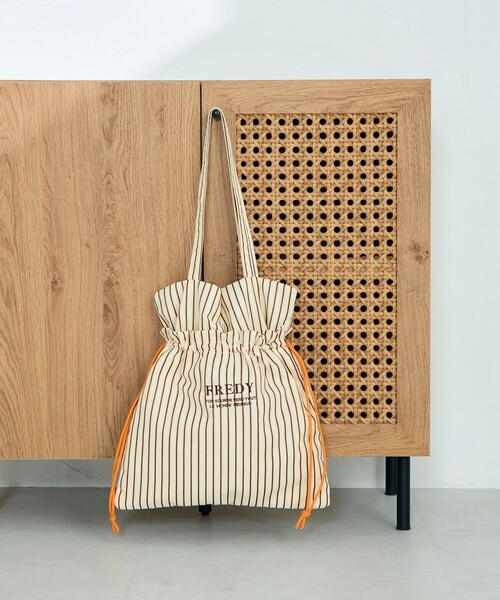 fredy emue（フレディエミュ）の「アウトポケットストライプロゴトートバッグ（トートバッグ・レディース・ブラック系その他/ブラウン系その他/ホワイト系その他/レッド系その他/ブルー系その他/グリーン系その他・FREE）」の18枚目の写真