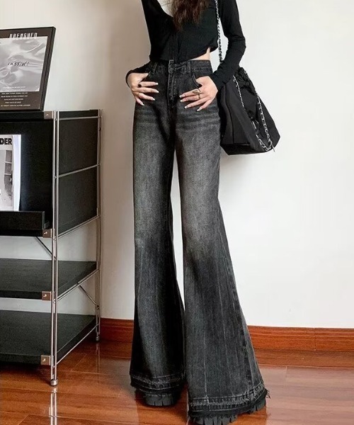 Teem Store（チームストア）の「ヴィンテージ風フレアデニムパンツ（デニムパンツ・レディース・ブルー/ブラック・M/L）」の15枚目の写真
