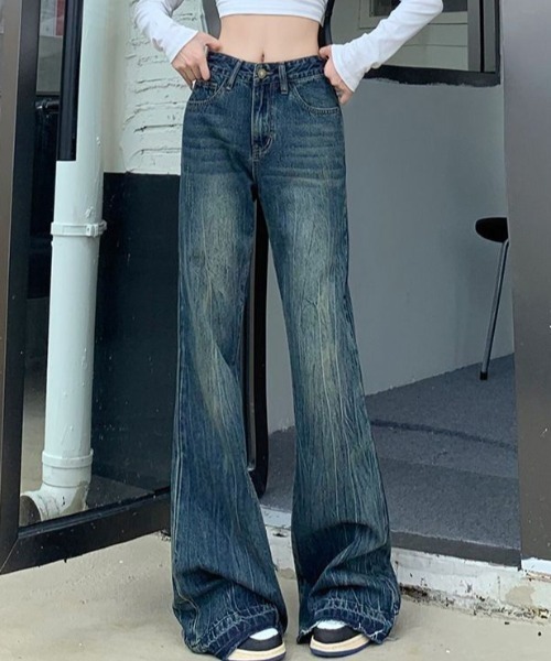 Teem Store（チームストア）の「ヴィンテージ風フレアデニムパンツ（デニムパンツ・レディース・ブルー/ブラック・M/L）」の10枚目の写真