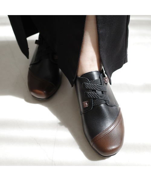 Pointer（shoes）（ポインター）の「【日本製・本革】スニーカー /　抗菌消臭 速乾カジュアルシューズ（スニーカー・レディース・ネイビー/ブラウン/ブラック系その他/ブラック/ライトブラウン・24cm/23.5cm/23cm/22.5cm/22cm/24.5cm）」の19枚目の写真