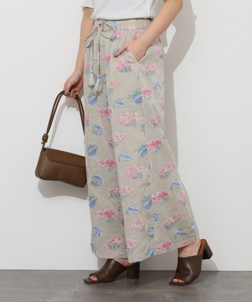 KILKI(キルキー)の「kilki ヤドカリプリントイージーワイドパンツ(その他パンツ・レディース・グレイッシュベージュ/ネイビー系・ONESIZE)」の5枚目の写真