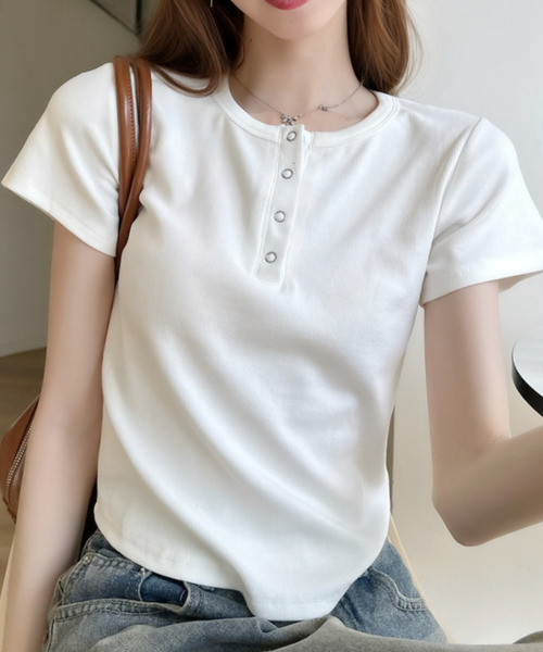 Ada.(エイダ)の「リングドットヘンリー ショート丈 半袖Tシャツ(Tシャツ/カットソー・レディース・ブラック/グレー/ホワイト/イエロー・FREE)」の10枚目の写真