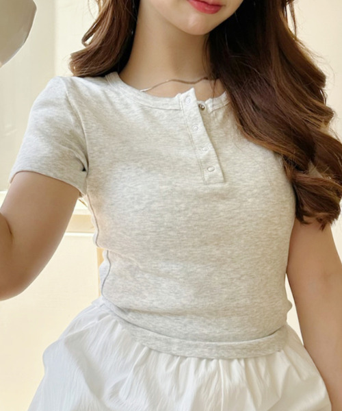 Ada.(エイダ)の「リングドットヘンリー ショート丈 半袖Tシャツ(Tシャツ/カットソー・レディース・ブラック/グレー/ホワイト/イエロー・FREE)」の22枚目の写真
