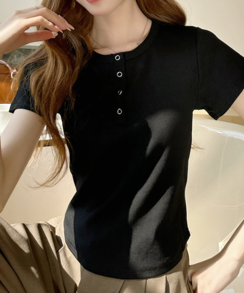 Ada.(エイダ)の「リングドットヘンリー ショート丈 半袖Tシャツ(Tシャツ/カットソー・レディース・ブラック/グレー/ホワイト/イエロー・FREE)」の11枚目の写真