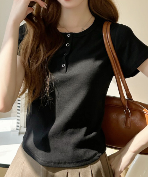 Ada.(エイダ)の「リングドットヘンリー ショート丈 半袖Tシャツ(Tシャツ/カットソー・レディース・ブラック/グレー/ホワイト/イエロー・FREE)」の13枚目の写真