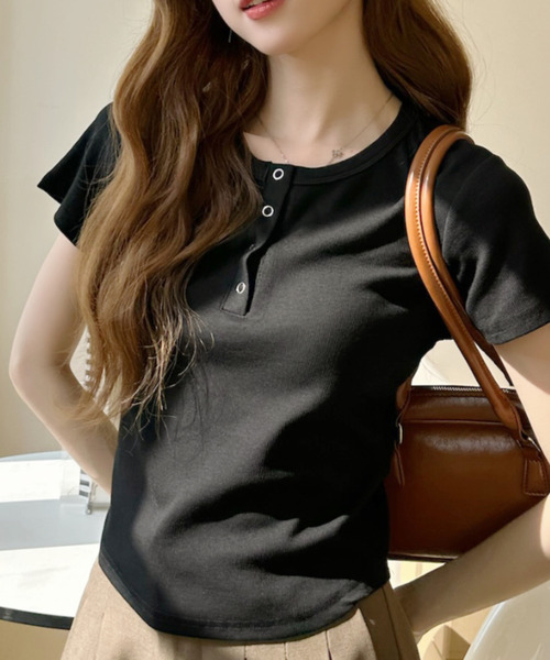 Ada.(エイダ)の「リングドットヘンリー ショート丈 半袖Tシャツ(Tシャツ/カットソー・レディース・ブラック/グレー/ホワイト/イエロー・FREE)」の14枚目の写真