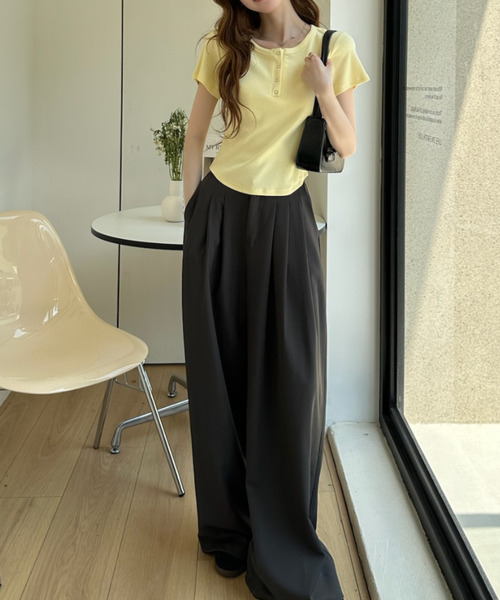 Ada.(エイダ)の「リングドットヘンリー ショート丈 半袖Tシャツ(Tシャツ/カットソー・レディース・ブラック/グレー/ホワイト/イエロー・FREE)」の19枚目の写真
