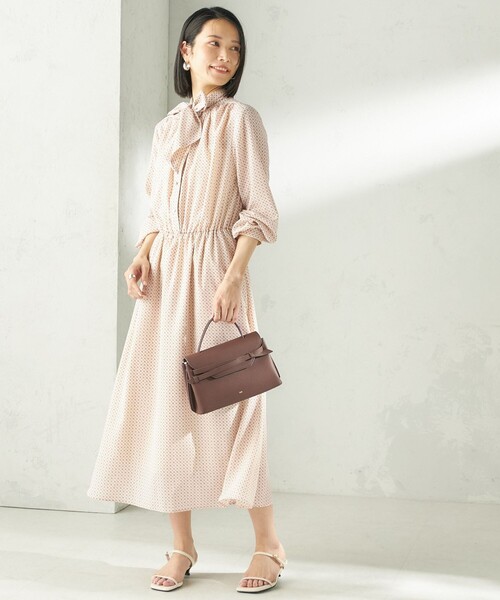 SHIPS(シップス)の「〈手洗い可能〉2WAY プリント タイ 長袖 ワンピース(ワンピース・レディース・ネイビー/ベージュ系その他・ONE SIZE)」の1枚目の写真