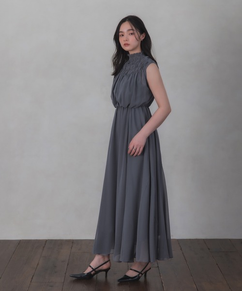 Rose of Sharon(ローズオブシャロン)の「ギャザーネックノースリーブフレアドレス(ドレス・レディース・ネイビー/カーキ/グレイッシュベージュ/マスタード・M)」の21枚目の写真