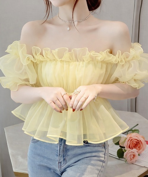 lulufa(ルルファ)の「ボリュームチュールフリルオフショルブラウス(シャツ/ブラウス・レディース・アイボリー/ピンク/ブルー・FREE)」の1枚目の写真
