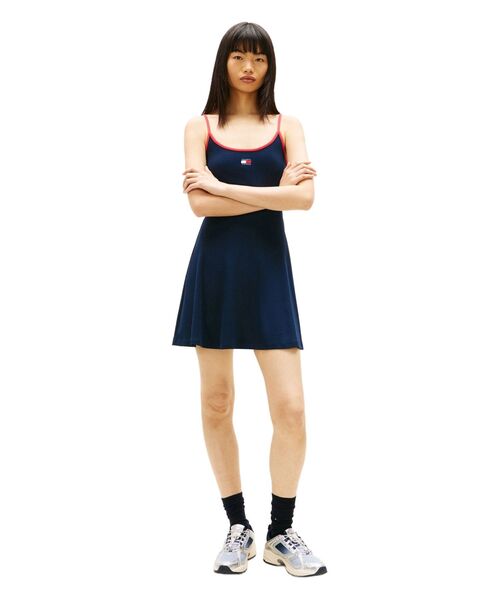 tommy jeans(トミー ジーンズ)の「【ウォニョン着用】フィットアンドフレアストラップバッジワンピース(ワンピース・レディース・マルチ・MEDIUM/SMALL/X-SMALL)」の7枚目の写真