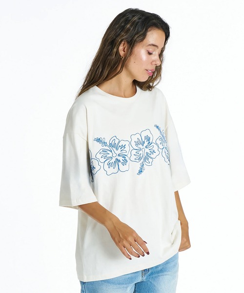 ROXY（ロキシー）の「ROXY/ロキシー 半袖 Tシャツ オーバーサイズ ハイビスカス 刺繍 BREAK LINE RST262036（Tシャツ/カットソー・レディース・ブラック/ホワイト/イエロー・M/L）」の4枚目の写真