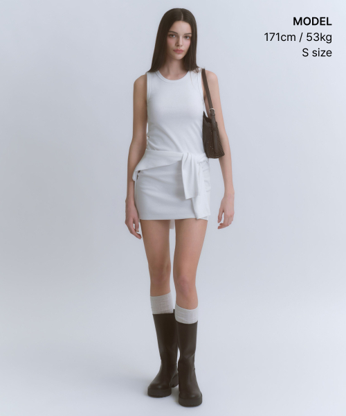 MUSINSA STANDARD WOMAN（ムシンサスタンダードウーマン）の「ウィメンズタンクドレス[ホワイト]（ワンピース・レディース・その他・SMALL/MEDIUM/LARGE/X-SMALL）」の2枚目の写真