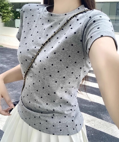 Teem Store(チームストア)の「ドット柄クルーネックタイトTシャツ 半袖(Tシャツ/カットソー・レディース・ホワイト/グレー/ブラック・M/S)」の20枚目の写真