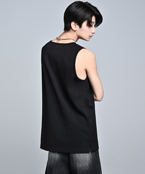 ADRER（アドラー）の「Punch Layered Oversize Tank Top ／ ポンチ レイヤード オーバーサイズタンクトップ（タンクトップ・メンズ・ホワイト/ブラック・L/M/S/XS）」の6枚目の写真