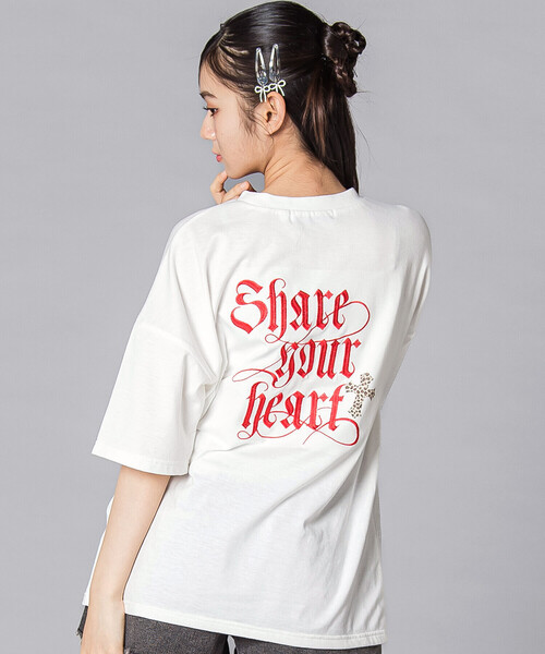 ZIDDY(ジディ)の「シェアユアハート・ロゴTシャツ(130~160cm)(Tシャツ/カットソー・キッズ・ホワイト/ブラック・130cm/150cm/140cm/FREE)」の1枚目の写真