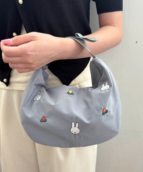 Dick Bruna(ディックブルーナ)の「Dick Bruna SOLEILウィークエンドショルダー(ショルダーバッグ・レディース・ブラック/パープル/グレー・FREE)」の3枚目の写真