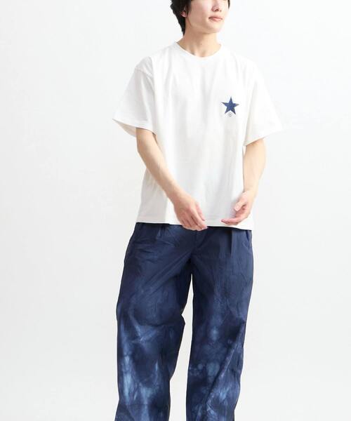 CONVERSE TOKYO(コンバーストウキョウ)の「CIRCLE FLOWER LOGO TEE(Tシャツ/カットソー・レディース・ホワイト/サックスブルー/ブラック・SMALL/MEDIUM)」の9枚目の写真