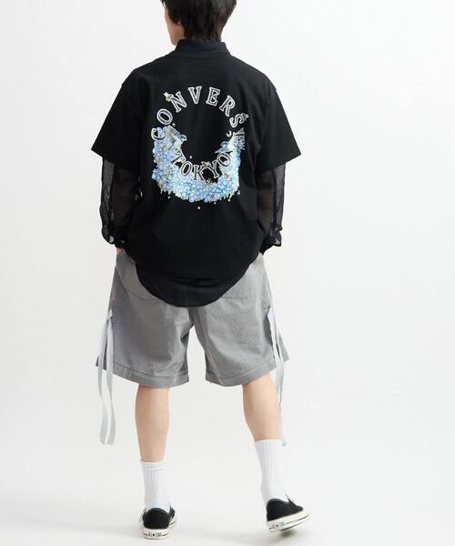 CONVERSE TOKYO(コンバーストウキョウ)の「CIRCLE FLOWER LOGO TEE(Tシャツ/カットソー・レディース・ホワイト/サックスブルー/ブラック・SMALL/MEDIUM)」の15枚目の写真