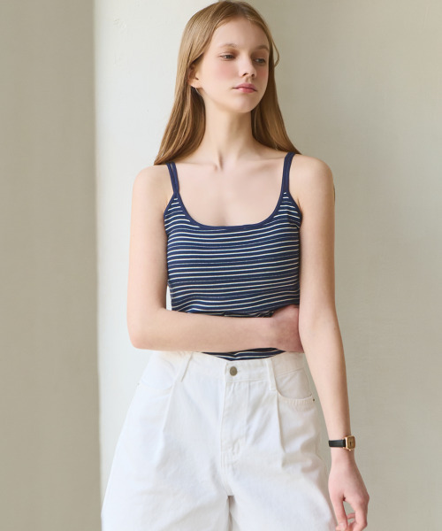 SLOWLOLLI(スローローリ)の「Daily fit cami top_4 Colors(Tシャツ/カットソー・レディース・アイボリー/ブラック/ライトグレー/ネイビー・FREE)」の8枚目の写真