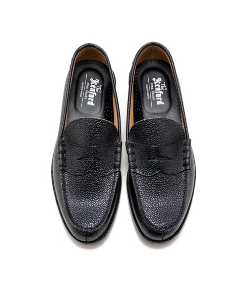 The Kenford Fineshoes（ケンフォードファインシューズ）の「The Kenford Fineshoes EMBOSSED LOAFERS SCOTCH GRAIN（ローファー・メンズ・ブラック・25cm/25.5cm/26cm/26.5cm/27cm）」の3枚目の写真