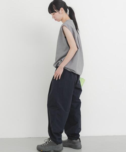 EKAL(エカル)の「『UR TECH DRYLUXE』ハイツイストフレンチスリーブブラウス(シャツ/ブラウス・レディース・ネイビー/ブルー系その他/グレー・ONE)」の10枚目の写真