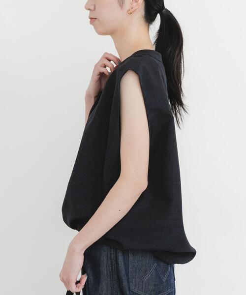 EKAL(エカル)の「『UR TECH DRYLUXE』ハイツイストフレンチスリーブブラウス(シャツ/ブラウス・レディース・ネイビー/ブルー系その他/グレー・ONE)」の21枚目の写真