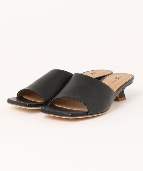 inter-chaussures(インターショシュール)の「【FABIO RUSCONI】スクエアトウスプールヒールミュール (F2331F)(サンダル・レディース・シルバー/ブラック・38/37/36/35)」の1枚目の写真