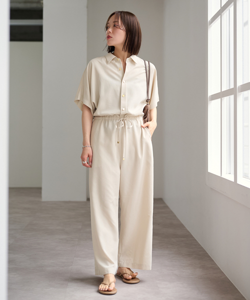 U by SPICK&SPAN(ユーバイスピックアンドスパン)の「フィブリルオールインワン(つなぎ/オールインワン・レディース・ベージュ/ネイビー・36/38)」の3枚目の写真
