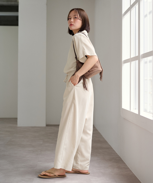 U by SPICK&SPAN(ユーバイスピックアンドスパン)の「フィブリルオールインワン(つなぎ/オールインワン・レディース・ベージュ/ネイビー・36/38)」の4枚目の写真