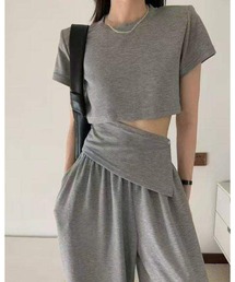 ウエスト見せTシャツとワイドパンツの2点セット