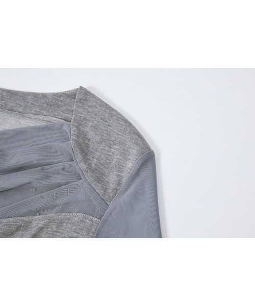 tageechita(タジチタ)の「【tageechita】ドレープデザイン シアートップス(Tシャツ/カットソー・レディース・アイボリー/グレー・L/M/S)」の3枚目の写真