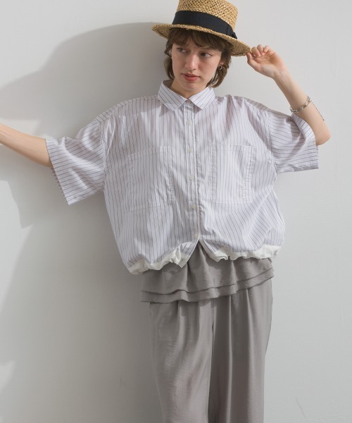 Figgle（フィグル）の「マルチストライプ 裾ドロスト クロップドシャツ（Tシャツ/カットソー・レディース・オフホワイト/ブルー・FREE）」の9枚目の写真