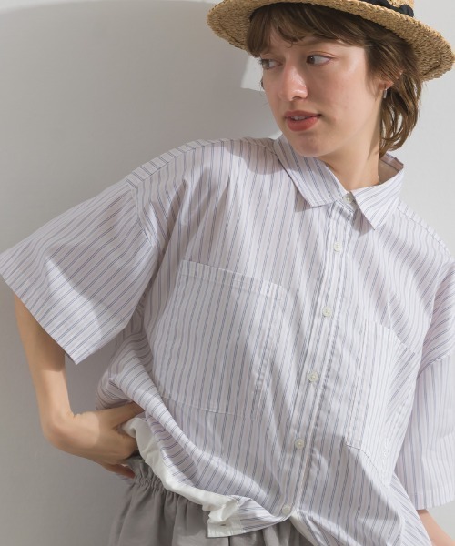 Figgle（フィグル）の「マルチストライプ 裾ドロスト クロップドシャツ（Tシャツ/カットソー・レディース・オフホワイト/ブルー・FREE）」の8枚目の写真