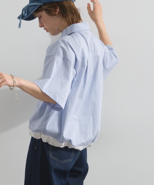 Figgle（フィグル）の「マルチストライプ 裾ドロスト クロップドシャツ（Tシャツ/カットソー・レディース・オフホワイト/ブルー・FREE）」の3枚目の写真